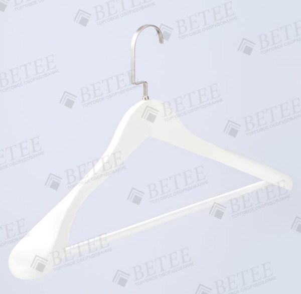 veshalka-iz-dereva-dlya-odezhdy-belaya