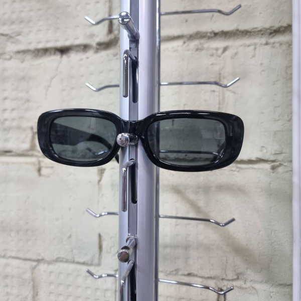 ctojka_dlya_ochkov_s_zamkom_HG14