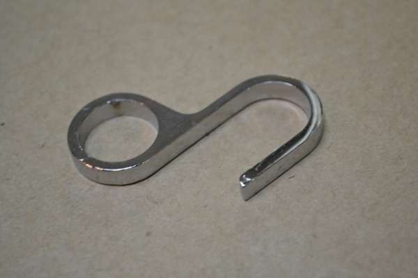 kryuchok_S_k_trube_16mm_hrom_S004.CR