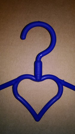 Detskaya_veshalka_01