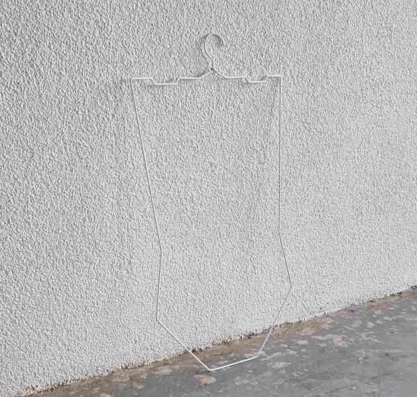 konturnaya-veshalka-dlya-nizhnego-belya-i-kupalnikov-cvet-belyj-ek431-w