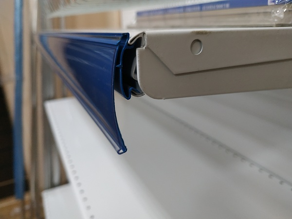 cennikoderzhatel-dlya-polok-hsac-1250mm-cvet-sinij-hsac1250b