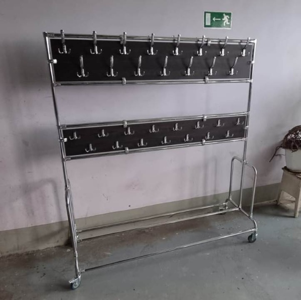 вешалка-гардеробная