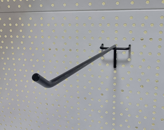 kryuchok-odinarnyj-dlya-perforacii-chernyj-d-5mm-dlina-300mm-shag-50mm