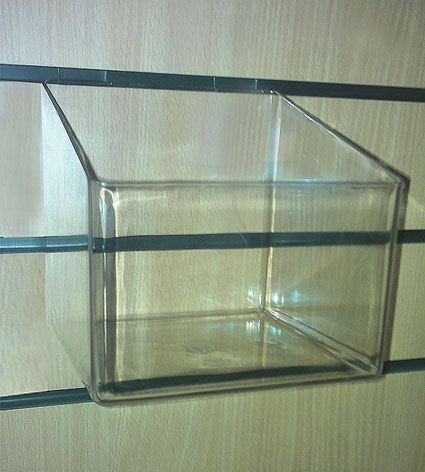 korob-yashchik-plastikovyj-dlya-ekonompaneli-151515sm-F361