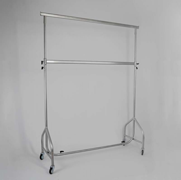 rejl-veshalka-stojka-na-kolesah-dva-yarusa-napol'naya-cvet-seryj-01