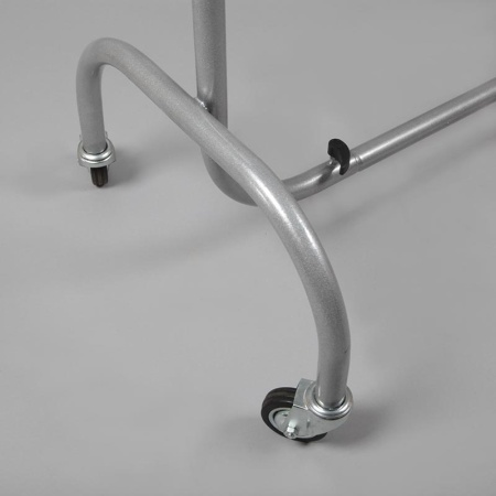 veshalo-dlya-odezhdy