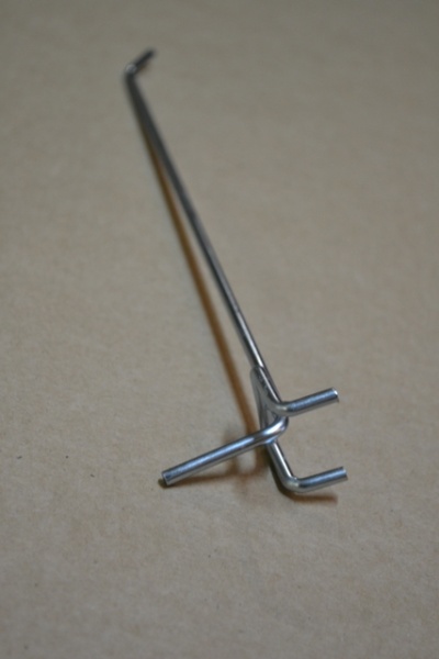 Kryuchok_dlya_ekonompanelej