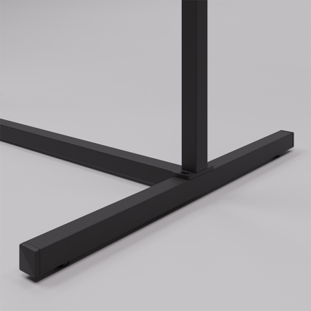 veshalo-dlch-odezhdy-chernoe