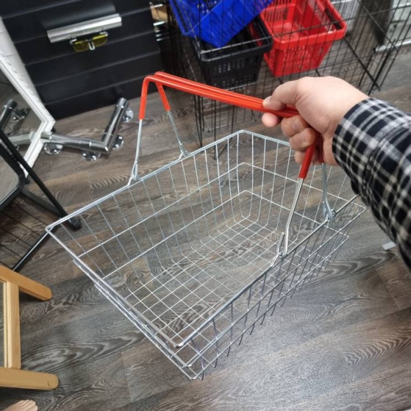 korzina-pokupatel'skaya-dlya-torgovogo-zala-obem-20-litrov-cink-krasnyj_01