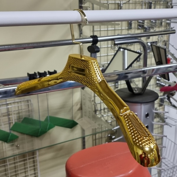 veshalka_dlya_odezhdy_zolotaya_460mm_02