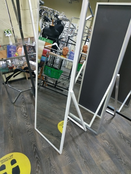 zerkalo-primerochnoe-napol'noe-01