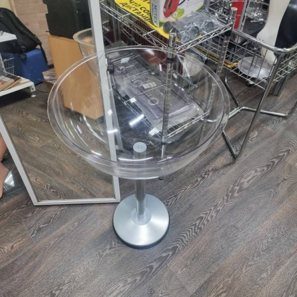 nakopitel'-na-osnovanii-s-chashami-SKR-03