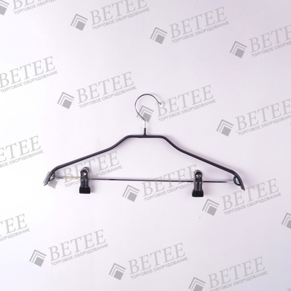 veshalka-plechiki-dlya-odezhdy-prorezinennaya-s-prishchepkami-i-perekladinoj-metallicheskaya-chernaya-l-460mm_01