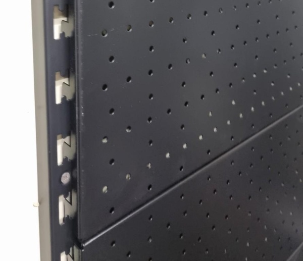 perforaciya_metallicheskaya_chernaya_01