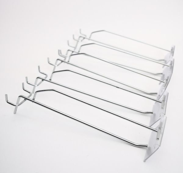 kryuchki_s_cennikoderzhatelem_dlya_perforacii_cink_01