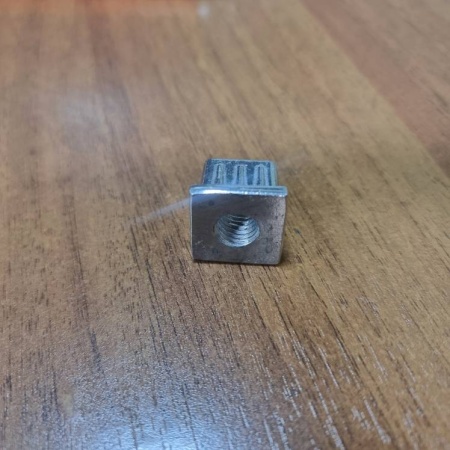 vtulka_metallicheskaya_M10_PS70_03