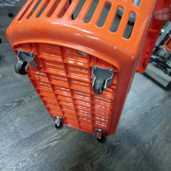 корзина-тележка-покупательская-оранжевая-объем-38-литров-KRZ048_03