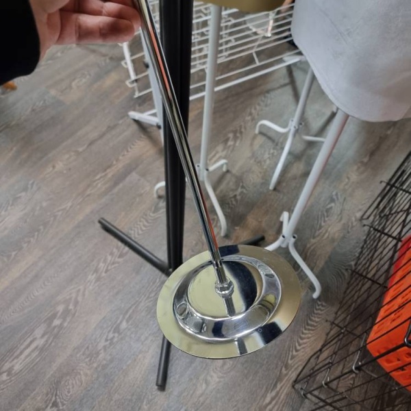 veshalo-nastolnoe-dlya-sumok-cvet-hrom-h-380-780mm-go17_04