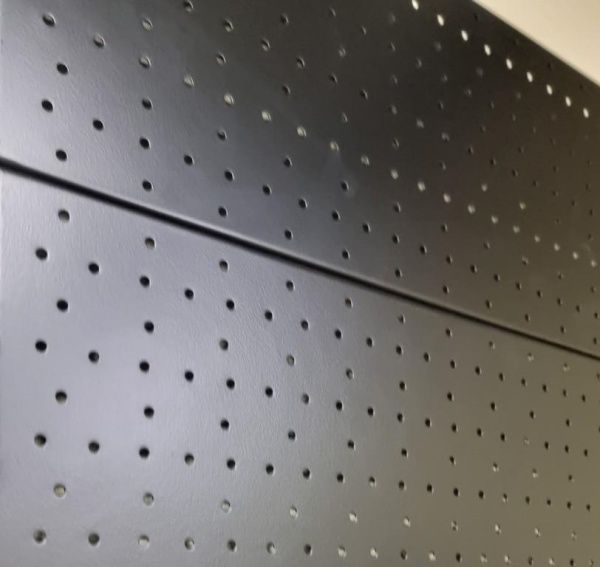 perforaciya_metallicheskaya_chernaya_03