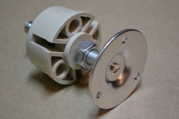 крепление-хромированное-для-стойки-50мм-распорка-PL010-01