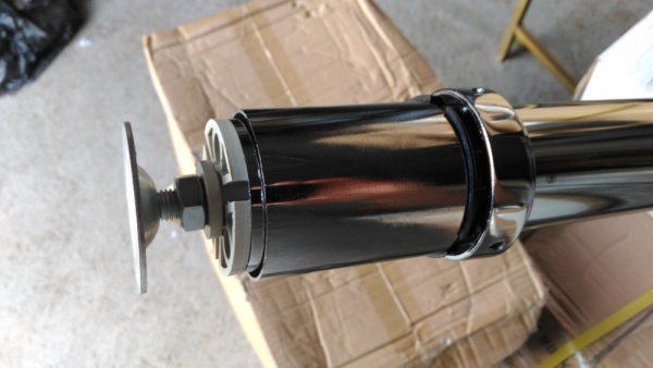 крепление-хромированное-для-стойки-50мм-распорка-PL010-02