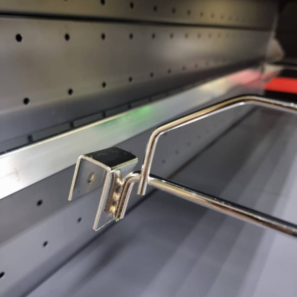 kryuchok-dlya-pryamougolnoj-truby-30-15mm-s-cennikom-l-300mm-hp344-8_03