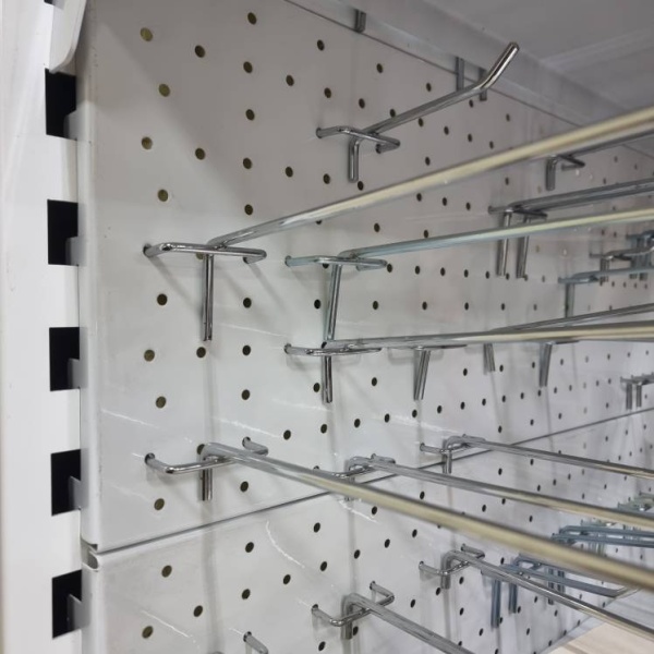 стеллаж-пристенный-перфорированный-2150-1000-500мм_02