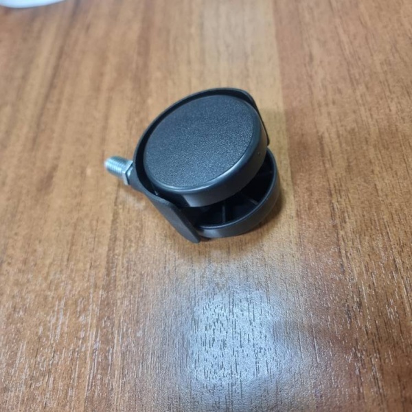 koleso-plastik-s-rezboj-m10-6003050_02