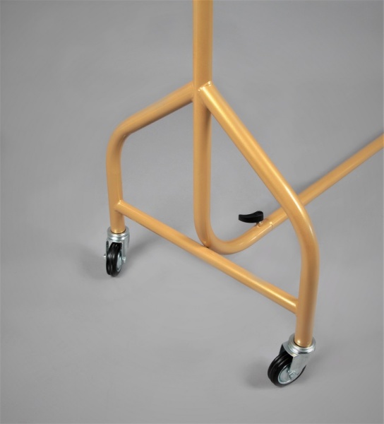 veshalka-stojka-na-kolesah-veshalo-napolnaya-cvet-zoloto-h-1420-2250mm_001