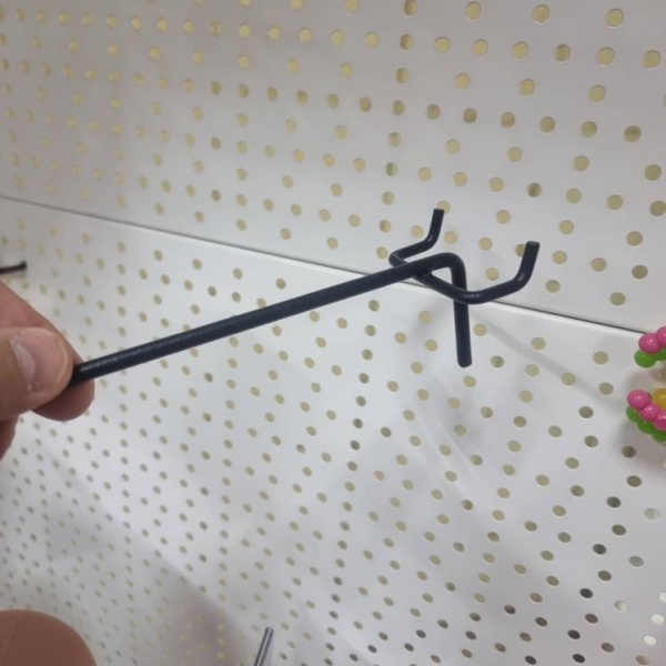 kryuchok-odinarnyj-dlya-perforacii-chernyj-d-5mm-dlina-250mm-shag-50mm_03