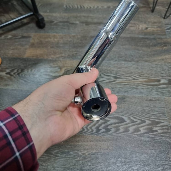 ограждение-от-тележек-промежуточная-стойка-под-трубу-40мм-высота145мм-GD1202_02