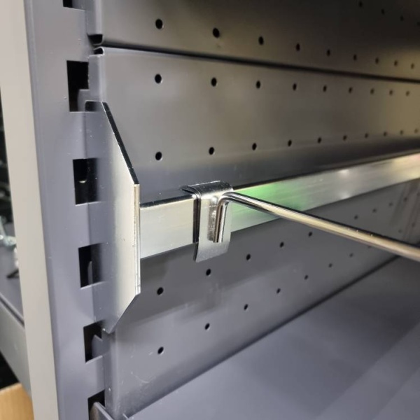 kryuchok-odinarnyj-l-200mm-dlya-pryamougolnoj-truby-15-30mm-hp292_02