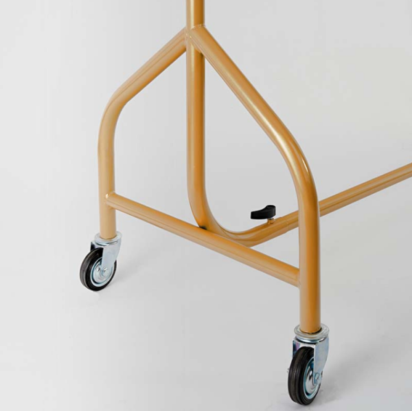 veshalka-stojka-na-kolesah-dva-yarusa-napol'naya-cvet-zoloto-ST021-03