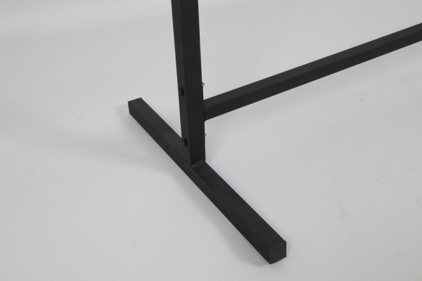 veshalo_dlya_odezhdy_01