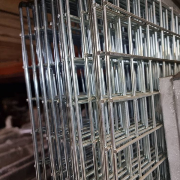 setka-torgovaya-cvet-seryj-razmer-1500h700mm-st02s_02