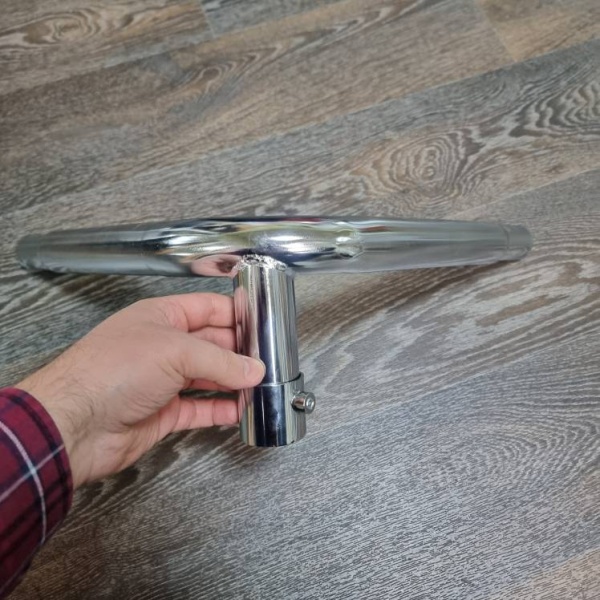 ограждение-от-тележек-угловая-стойка-под-трубу-40мм-высота145мм-GD1200_01