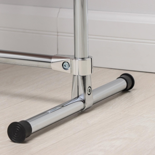 стойка под одежду