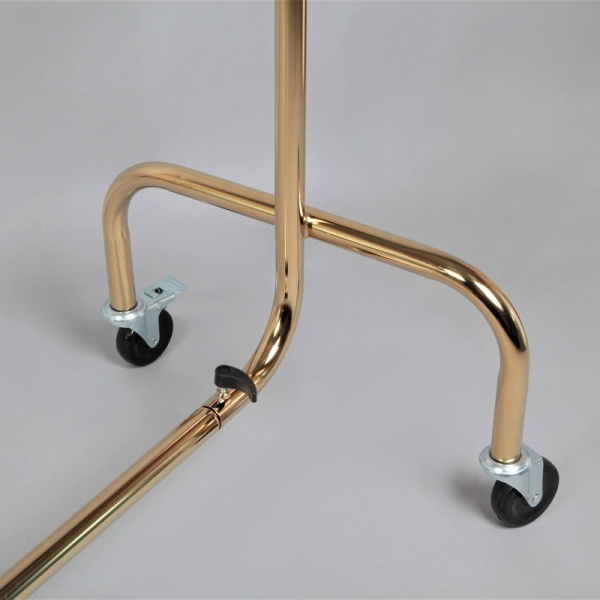 veshalka-stojka-na-kolesah-l-1000-1520mm-napolnaya-cvet-zoloto-h-1300-2300mm-grd009_01