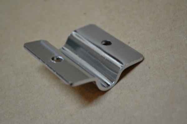 держатель-решетки-к-стене-цвет-хром-MS20_02