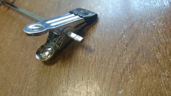 вешалка-для-одежды-с-зажимами-350мм-A018_01