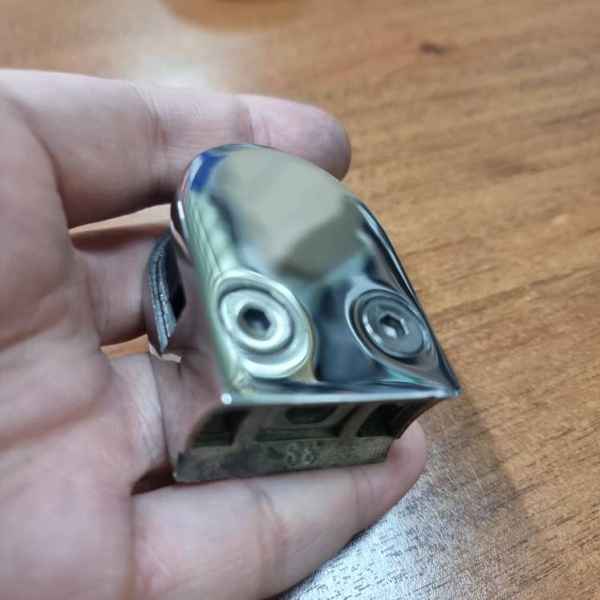 derzhatel'_dlya_stekla_k_trube_02