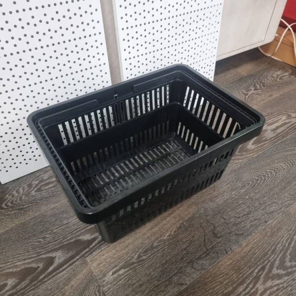 korzina-pokupatel'skaya-obem-20l-cvet-chernyj-pl704-02