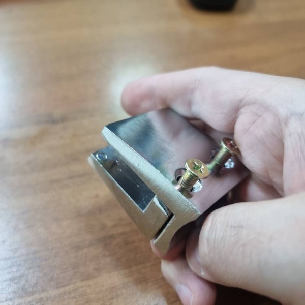 derzhatel'_paneli_dlya_krugloj_truby_PL30.50_04