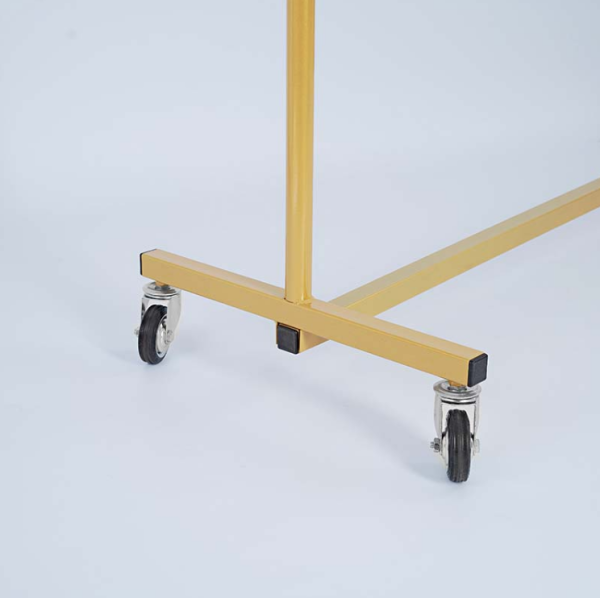 rejl-dlya-odezhdy-na-kolesah-dva-yarusa-l-1450-2100mm-cvet-zoloto-h-1100-1800mm_02