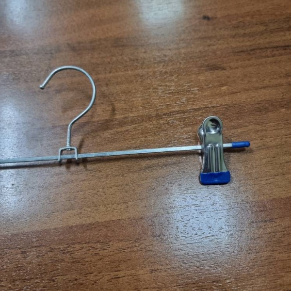 veshalka-bryuchnaya-s-zazhimami-350mm-8874_02