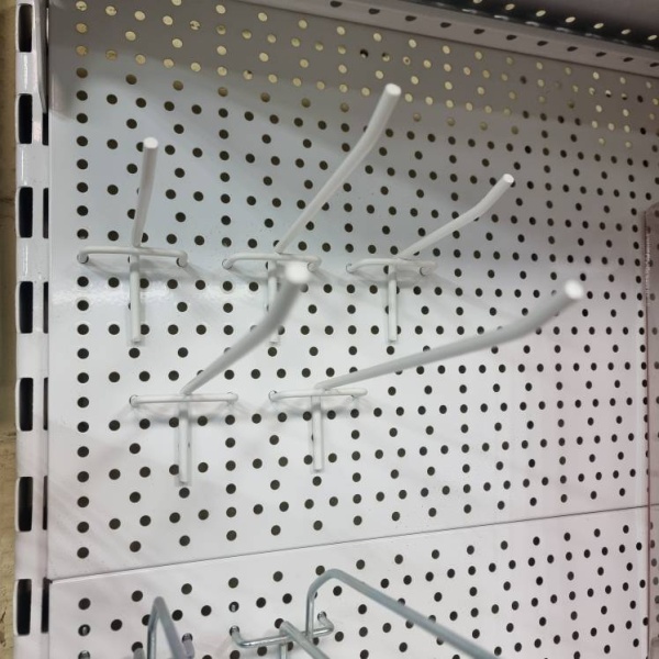 stellazh-pristennyj-s-perforaciej-vysota-2250mm-shirina-665mm_02